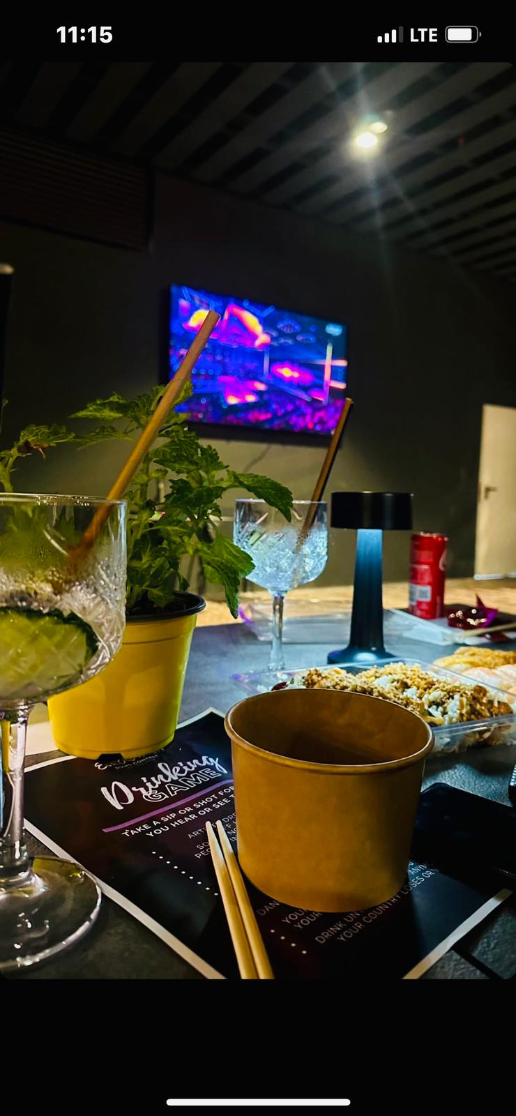 AV7 party 9